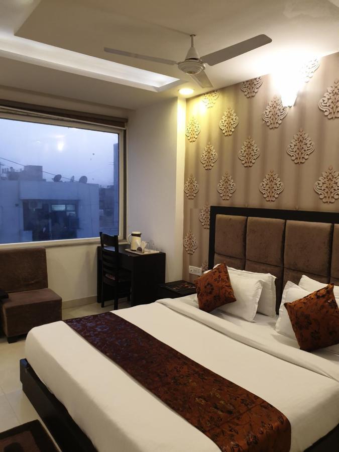 Hotel Aashiyana Inn New Delhi Eksteriør billede